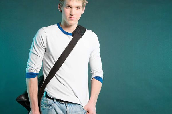 Passive male adult uid 1452866.jpg