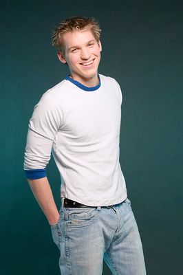 Teenaged boy uid 1432981.jpg