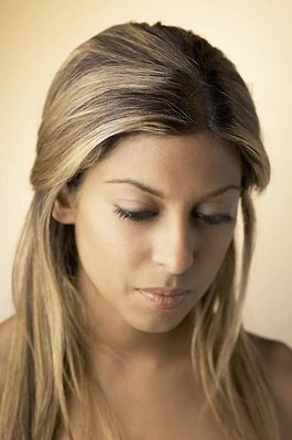 Thoughtful woman face uid 1284142.jpg