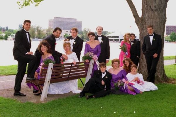 Wedding party in park an 1.jpg