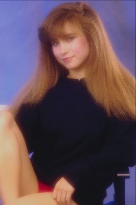 Young female model with brown hair.jpg