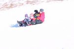 اسم الصورة=Family tobogganing uid 1427145.jpg
حجم الملف=40كيلوبايت
الأبعاد=768x510
تاريخ الإضافة=%047 %28, %2005 Family tobogganing uid 1427145.jpg
