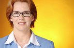 Smiling businesswoman 102.jpg