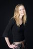 Woman in jeans uid 1426804.jpg