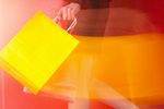Woman shopping uid 1343158.jpg