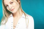 اسم الصورة=Young blonde woman with a blue background uid 1453111.jpg
حجم الملف=60كيلوبايت
الأبعاد=768x511
تاريخ الإضافة=%068 %28, %2005 Young blonde woman with a blue background uid 1453111.jpg