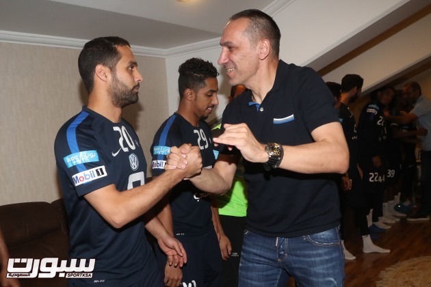 23038097401640360121